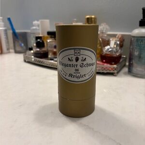 Eleganter Schwan 06 by Krigler